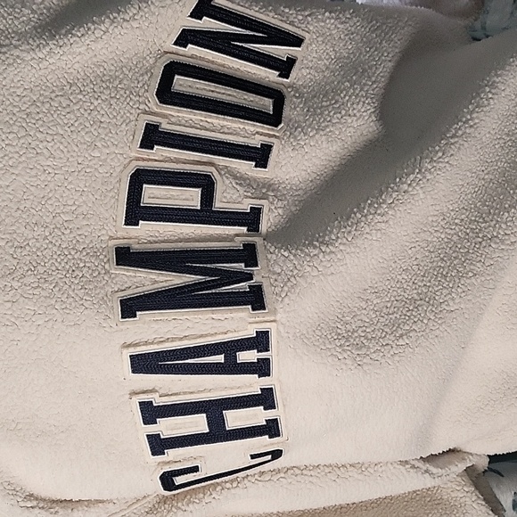 Champion cream and navy medium 10/12 zipper, fleece baseball jacket - Picture 3 of 4